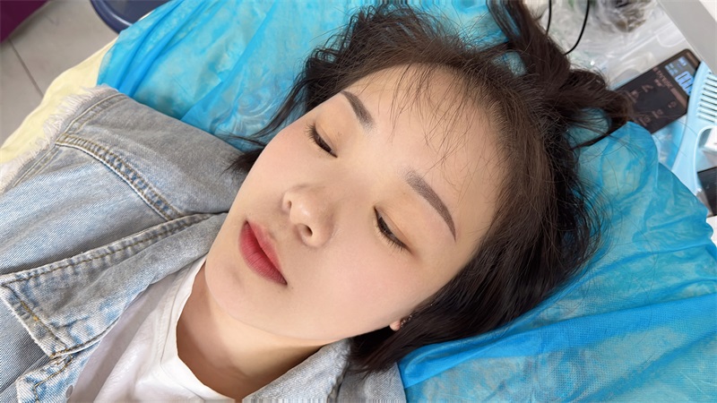 韩式半永久